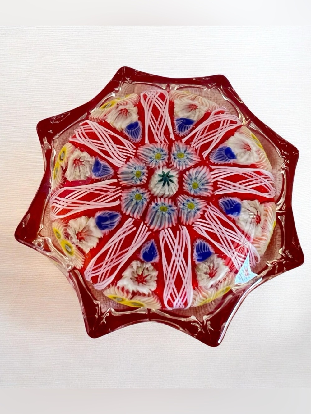 Vintage 8 point Star red/multicolored millefiori Strathern paperweight